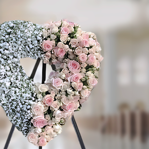 WP-581-PETRA-Funeral-Heart-Wreath-Spray