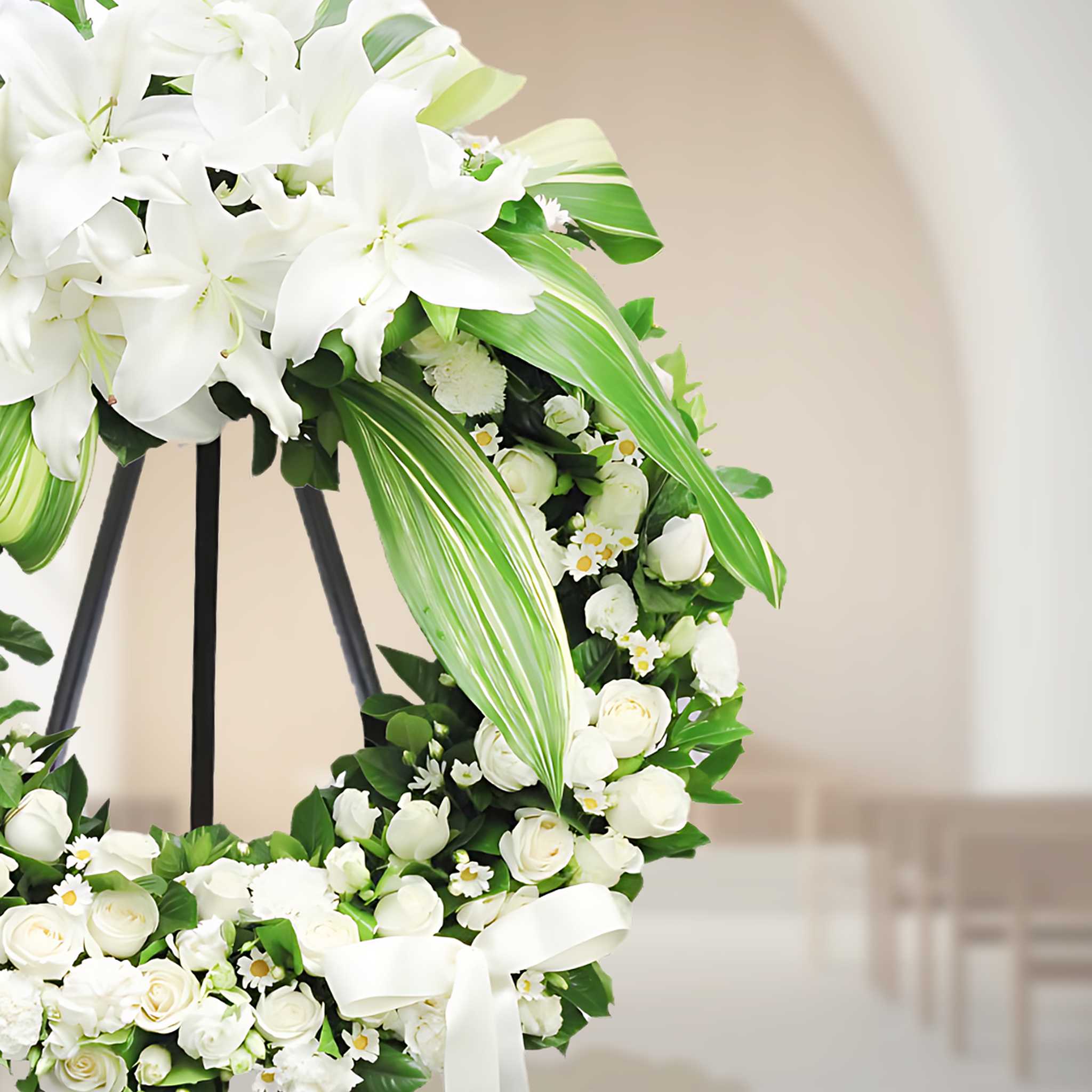 WW-338-APATE-Funeral-Round-Wreath-Spray